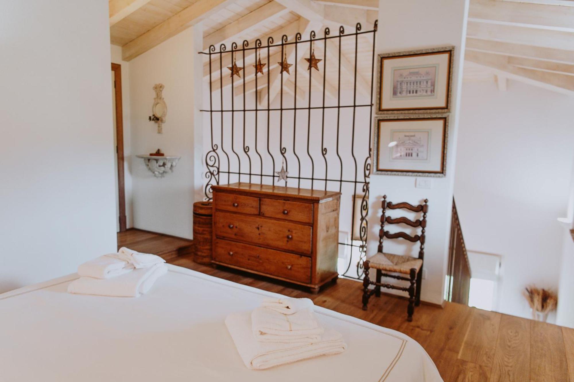 Relais De Charme Le Videlle Pensionat Raffa Exteriör bild